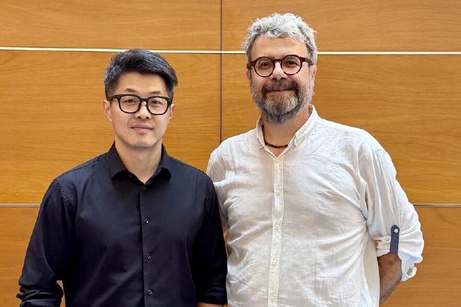 Xiaohe Tian (izquierda) y Giuseppe Battaglia (derecha). Crédito de la imagen: Institute for Bioengineering of Catalonia (IBEC)