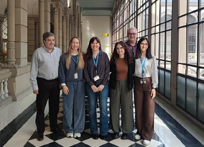 De izquierda a derecha, los investigadores de la UB Jordi Alberch, Laia Sitjà, Mercè Masana, Maryam Givehchi, Manuel Rodríguez y Valentina Bova. Crédito de la imagen: Universidad de Barcelona