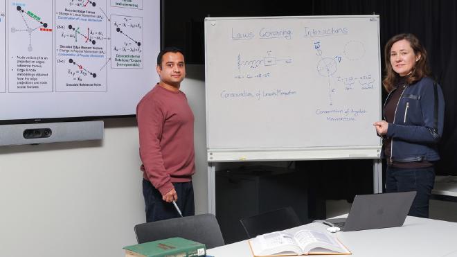 Vinay Sharma y Olga Fink, de la EPFL, han desarrollado un algoritmo de IA que puede modelar procesos dinámicos complejos. Crédito de la imagen: 2026 EPFL/Alain Herzog - CC-BY-SA 4.0